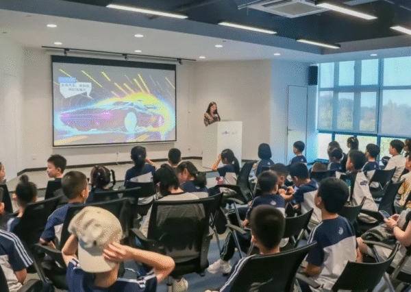 One-day Tour of Baidu's unmanned Technology Experience in Shanghai - Image 3